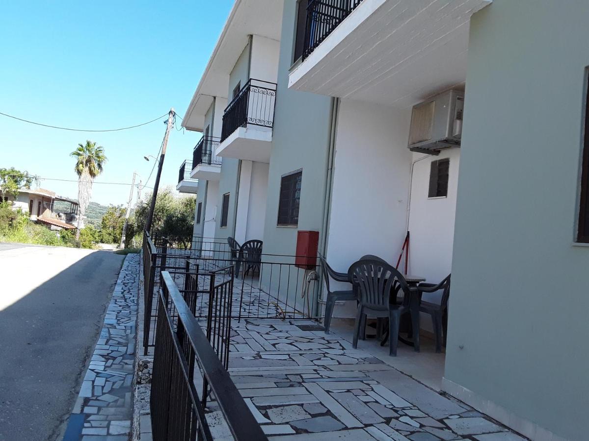 Athanasios Tsoumas Apartments Kastrosikia Eksteriør bilde