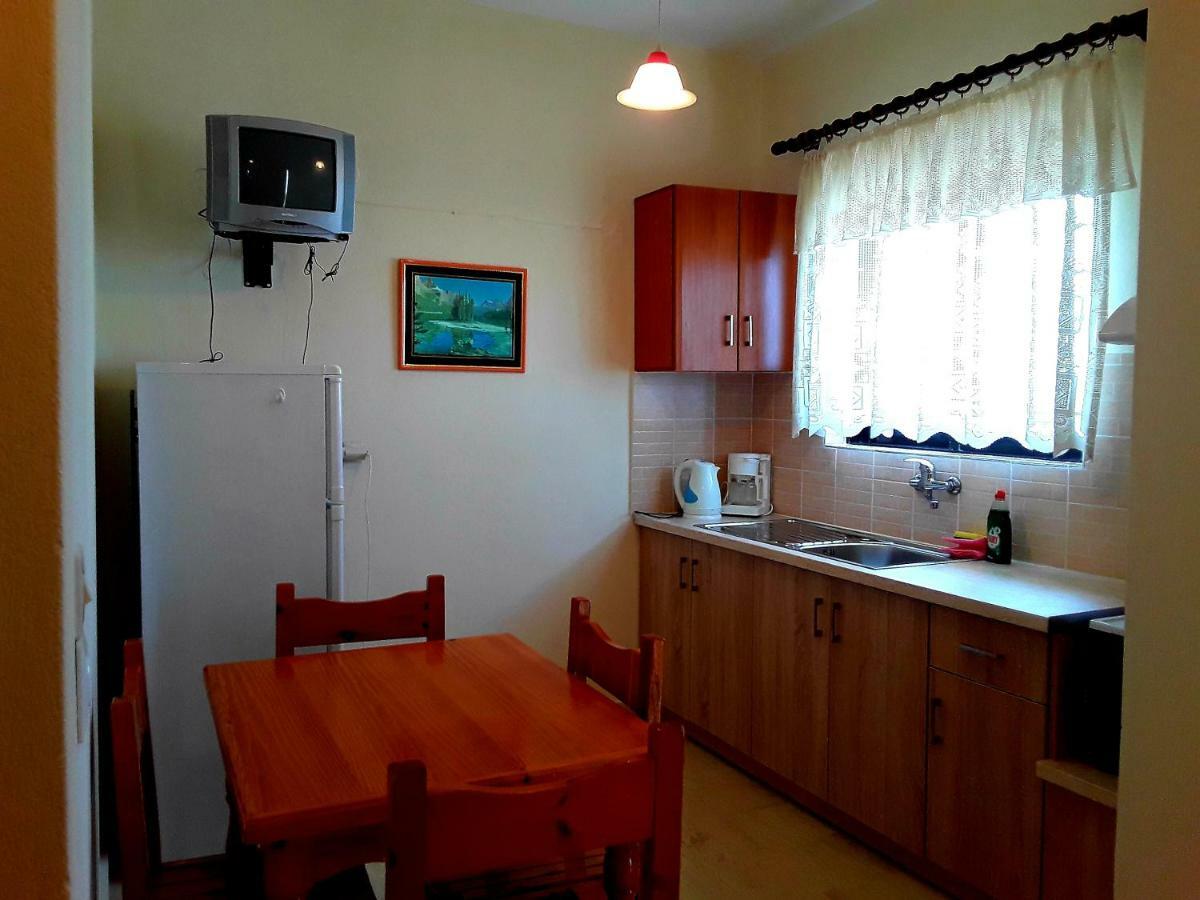 Athanasios Tsoumas Apartments Kastrosikia Eksteriør bilde